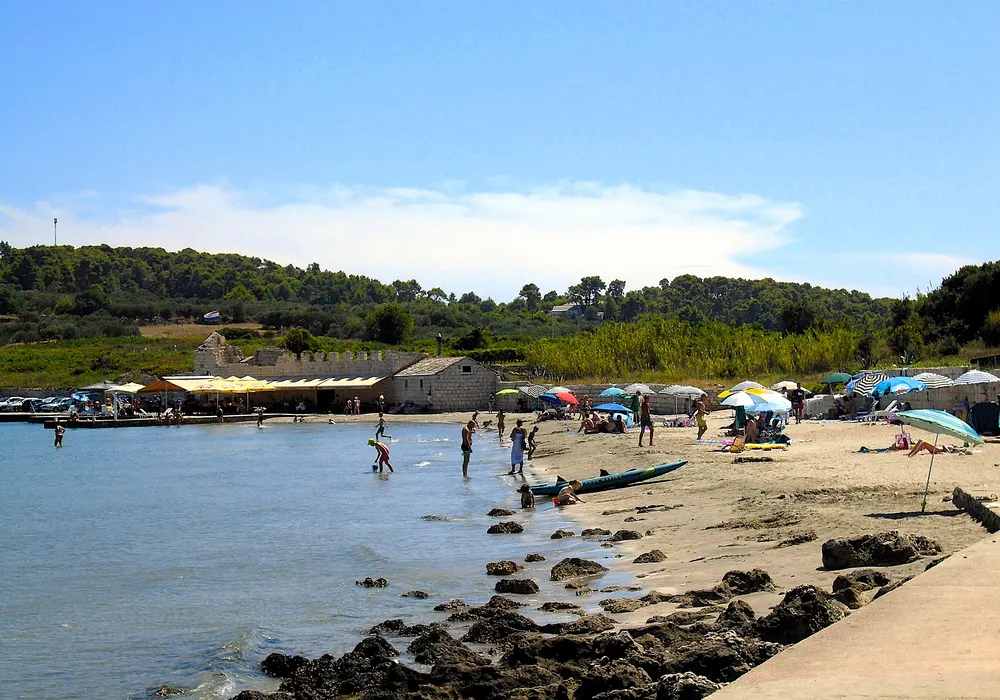 Plaža Bilin Žal u Lumbardi