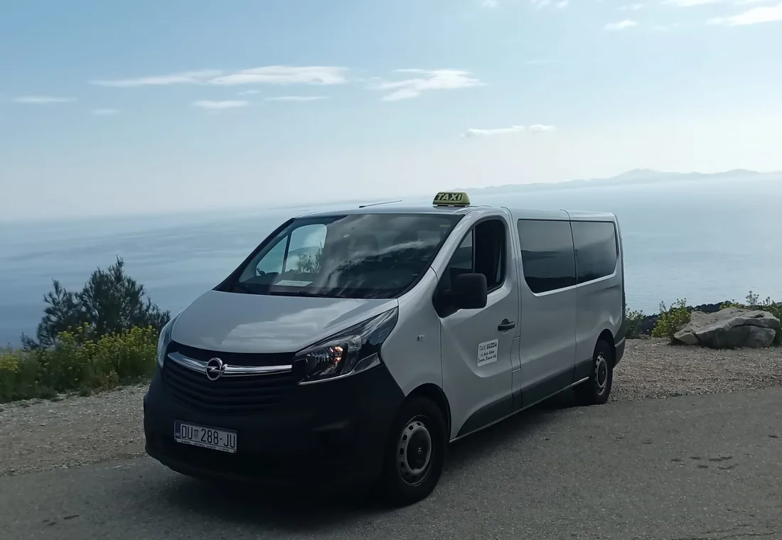 Kombi vozilo za prijevoz putnika